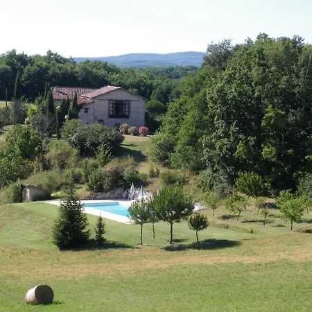 La Petite Toscane, Gite Familial Avec Piscine Et Jacuzzi
