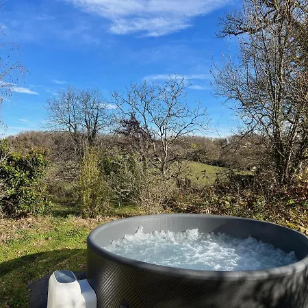 La Petite Toscane, Gite Familial Avec Piscine Et Jacuzzi 펜션 *